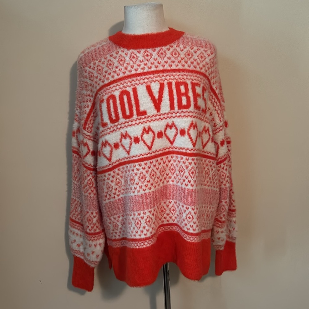 Aerie Orange and White Patterned Sweater Oversized Small